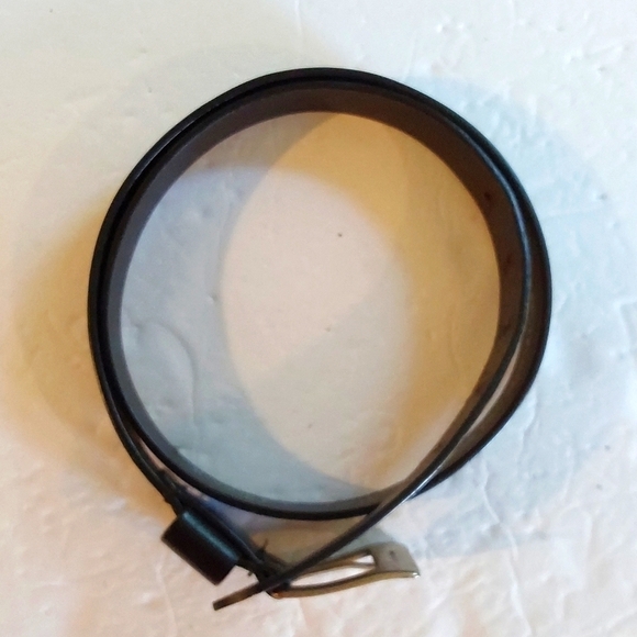 Vintage Kenneth Cole Womens Black leather Belt Brass Buckle Neutral Sz.L main image 4